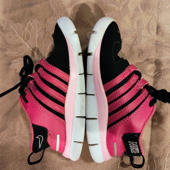 Nike Free 5.0 V2 Toddler Girl Sneakers, Size 7C, Gently Used - Picture 6 of 10